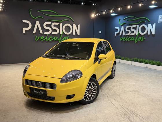 FIAT PUNTO 1.8 SPORTING 16V FLEX 4P MANUAL FIAT PUNTO 1.8 SPORTING 16V FLEX 4P MANUAL